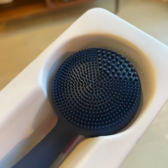 PMD Beauty PMD Clean Smart Facial Cleansing Device in Navy - Picture 4 of 5